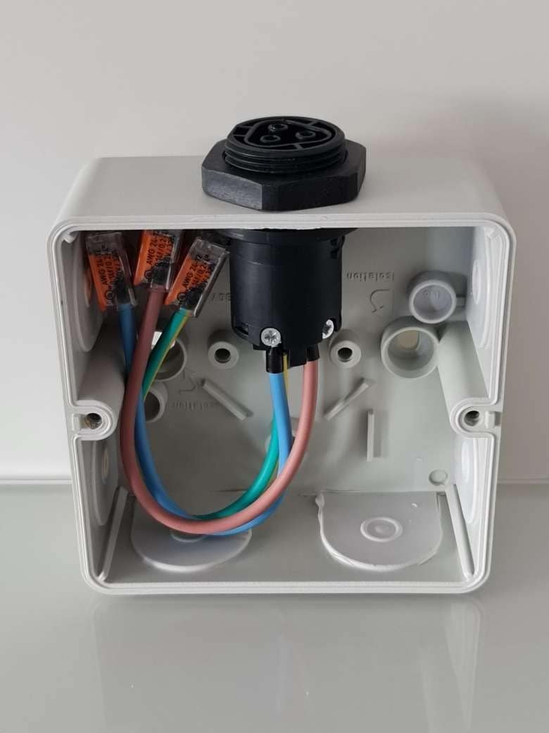 Balkonkraftwerk Wieland Steckdose Einspeisesteckdose für Deye Hoymiles Wechselrichter (ohne Kabel, mit 90º Stecker) – Bild 3